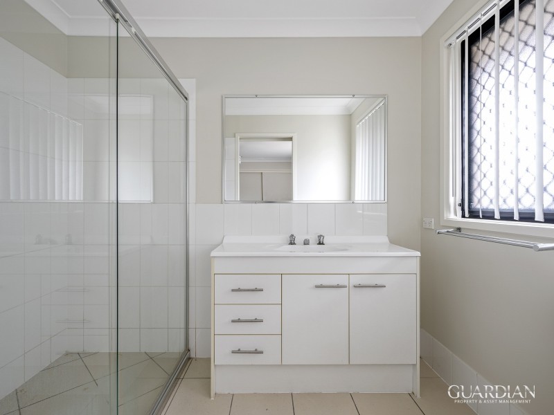8 Starling Street, Eagleby QLD 4207