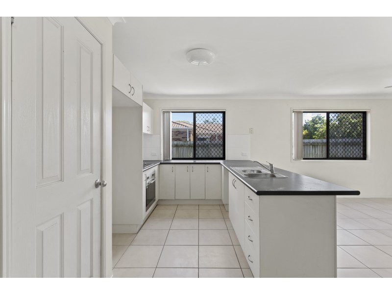 12 Normandy Court, Rothwell QLD 4022