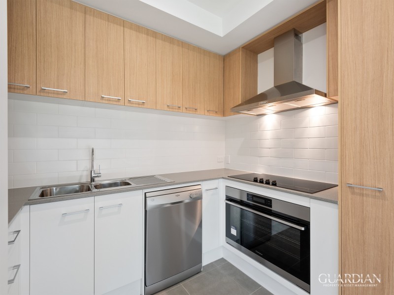 2/22C Monash Road, Loganlea QLD 4131