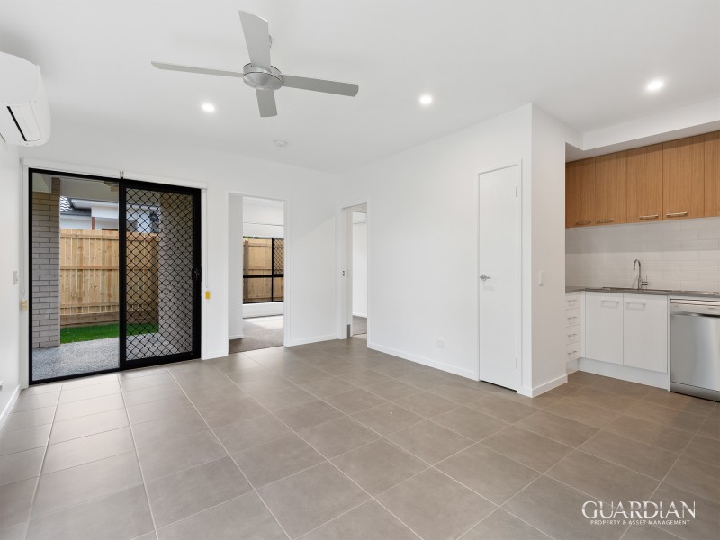 2/22C Monash Road, Loganlea QLD 4131