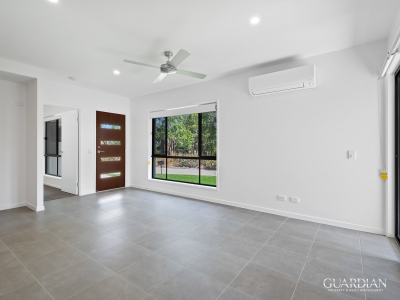 2/22C Monash Road, Loganlea QLD 4131