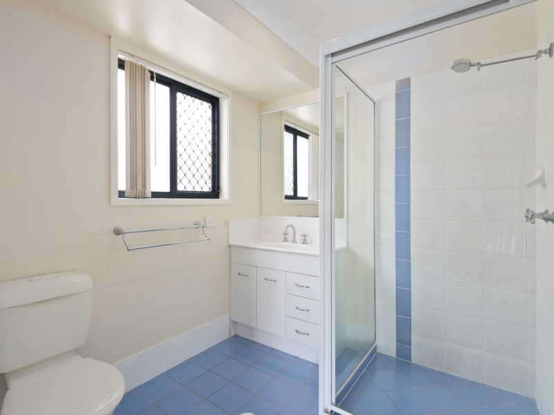 38 Lake Manchester Street, Logan Reserve QLD 4133