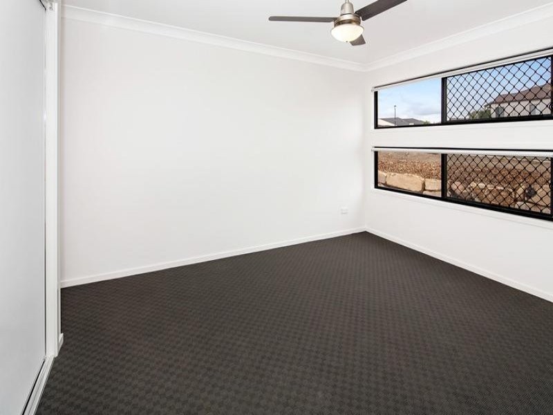 1A Morris Crescent, Bellbird Park QLD 4300