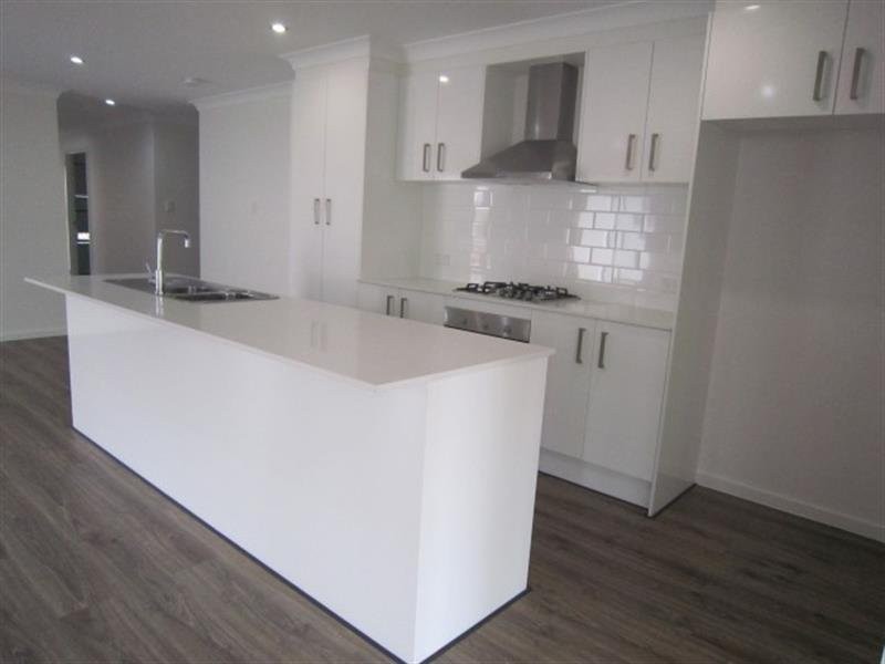 1/21 Romulus Circuit, Augustine Heights QLD 4300