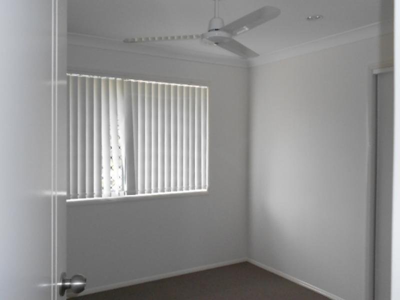 32 Andrew Walker Drive, Goodna QLD 4300