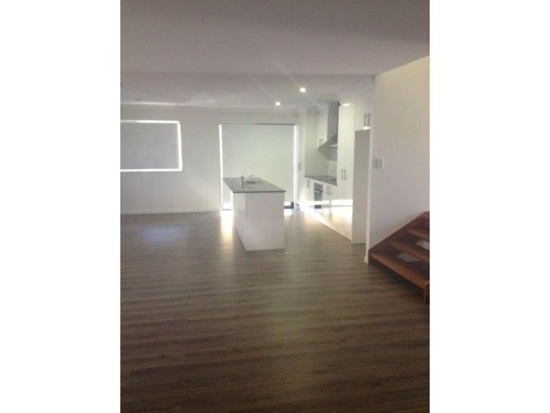 27 Sawmill Circuit, Riverhills QLD 4074