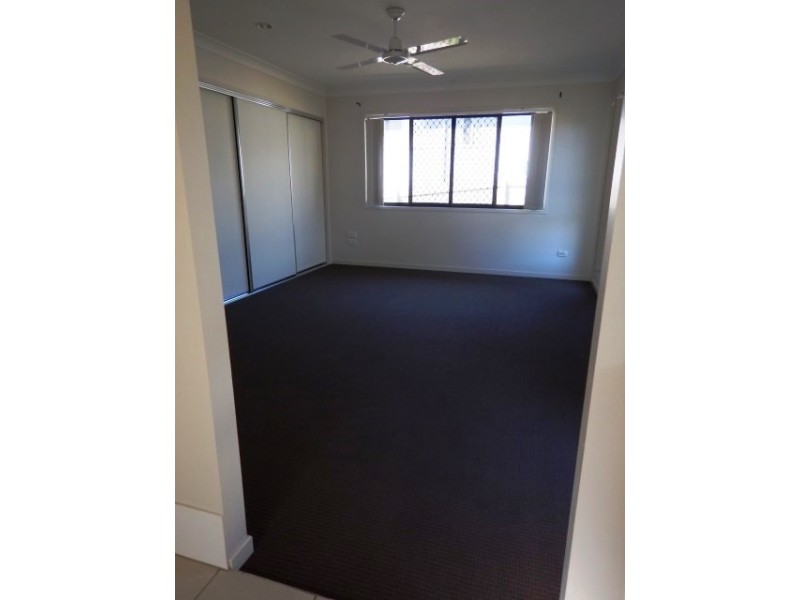 14 Salomon Court, Goodna QLD 4300