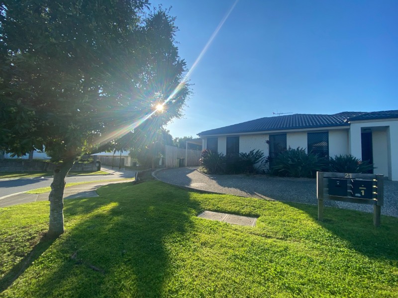 2/21 Toby Close, Kallangur QLD 4503