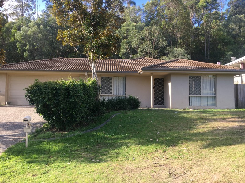 10 Inman Court, Pacific Pines QLD 4211