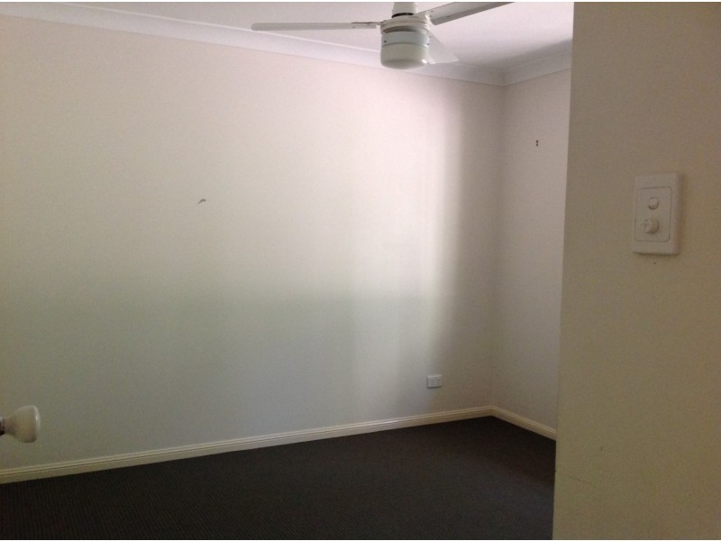 10 Inman Court, Pacific Pines QLD 4211