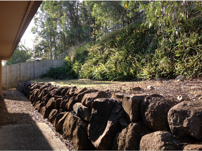 10 Inman Court, Pacific Pines QLD 4211