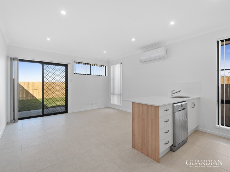 7B Beck Street, Park Ridge QLD 4125