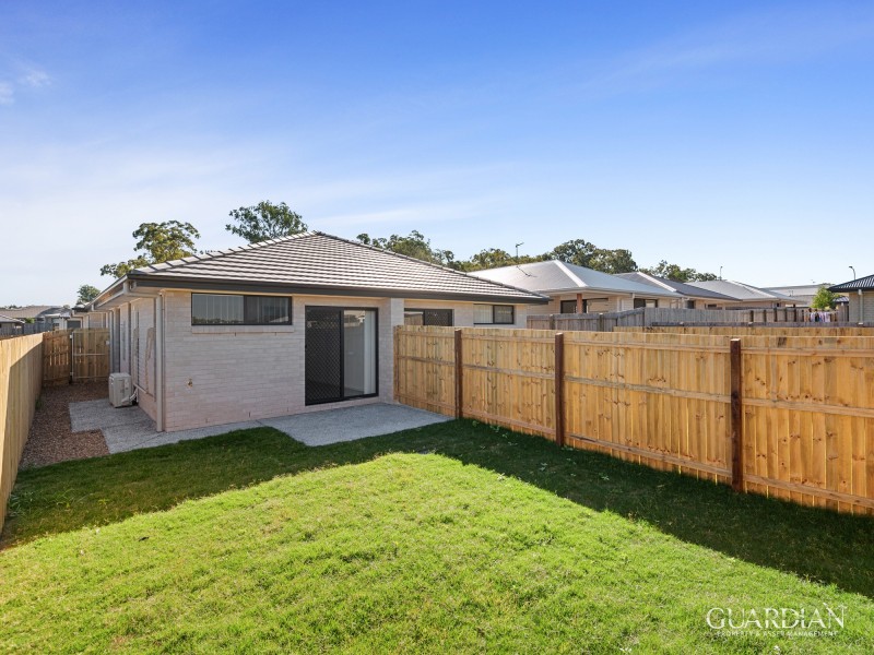 7B Beck Street, Park Ridge QLD 4125