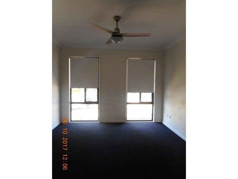 10 Erbin Lane, Augustine Heights QLD 4300