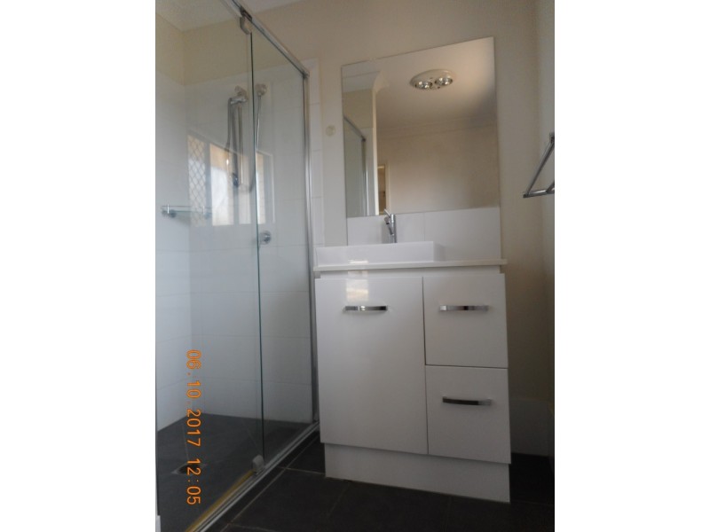 10 Erbin Lane, Augustine Heights QLD 4300