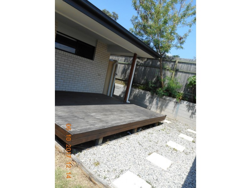 10 Erbin Lane, Augustine Heights QLD 4300