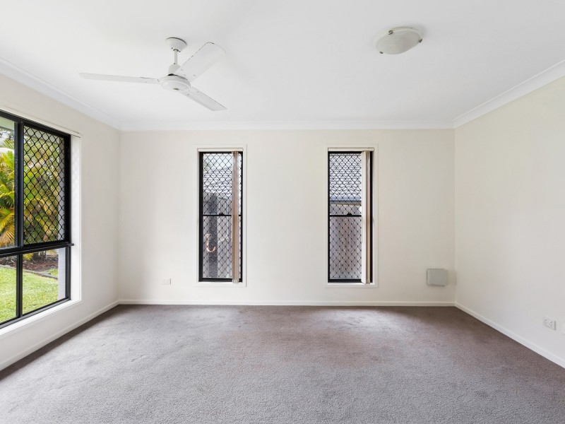 45 Diane Parade, Kallangur QLD 4503