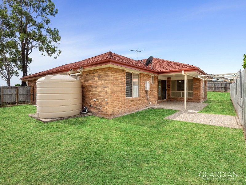 1 Schafer Court, Edens Landing QLD 4207