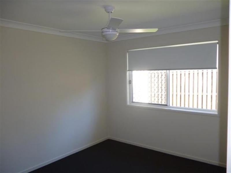7 Lucy Court, Augustine Heights QLD 4300