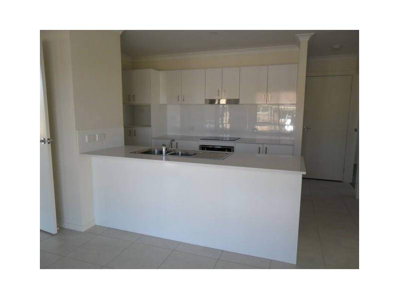 2b/9-11 Francis Road, Shailer Park QLD 4128