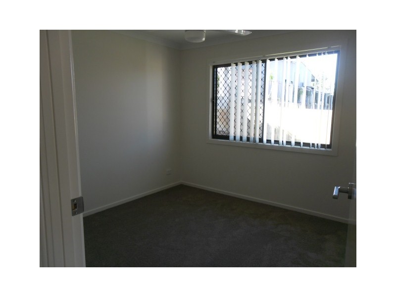 2b/9-11 Francis Road, Shailer Park QLD 4128