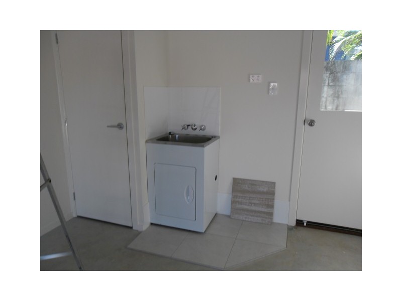 2b/9-11 Francis Road, Shailer Park QLD 4128