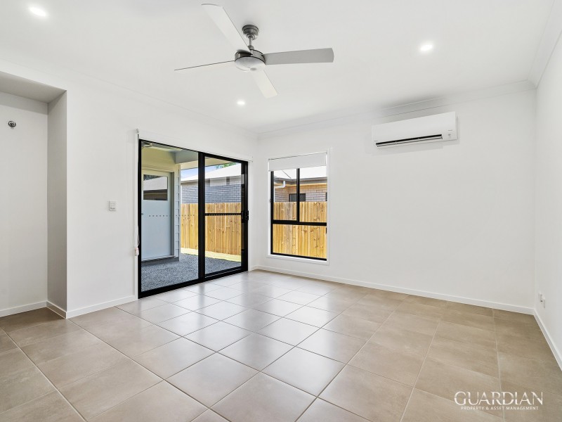 2/39 Short Street, Loganlea QLD 4131