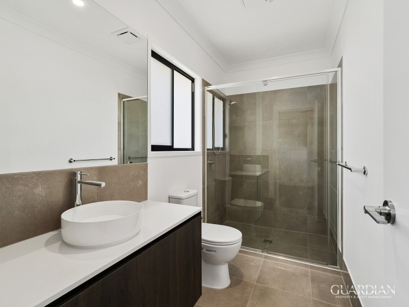 2/39 Short Street, Loganlea QLD 4131