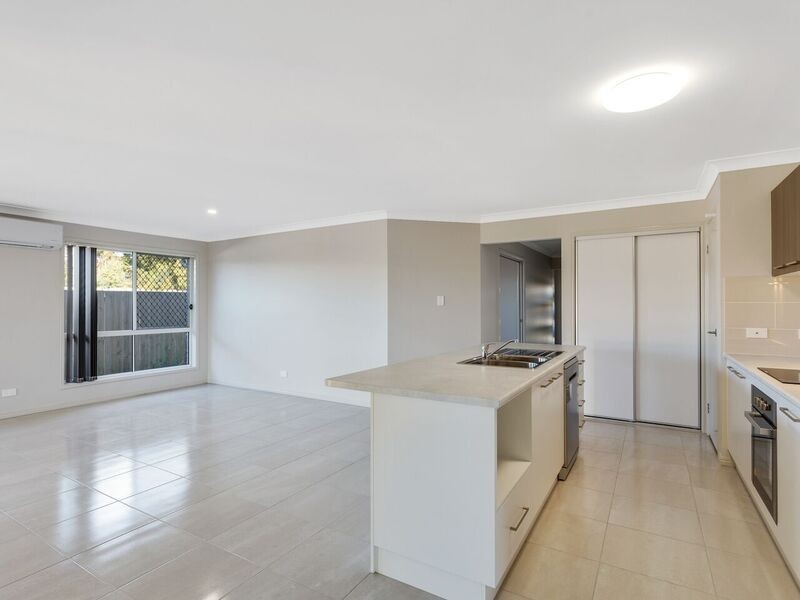 2 Weyba Street, Morayfield QLD 4506