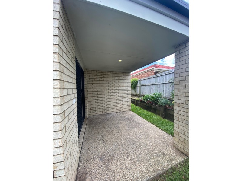 2 Varuna Court, Rothwell QLD 4022