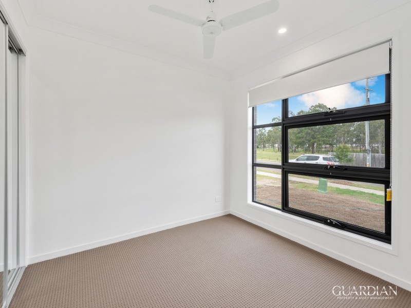 7 Henderson Street, Redbank QLD 4301