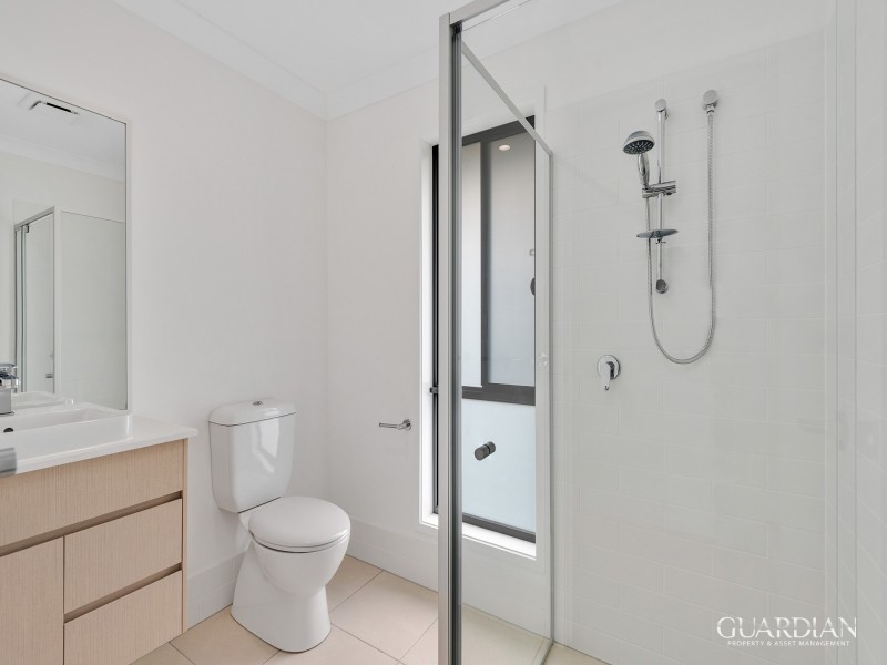 7 Henderson Street, Redbank QLD 4301