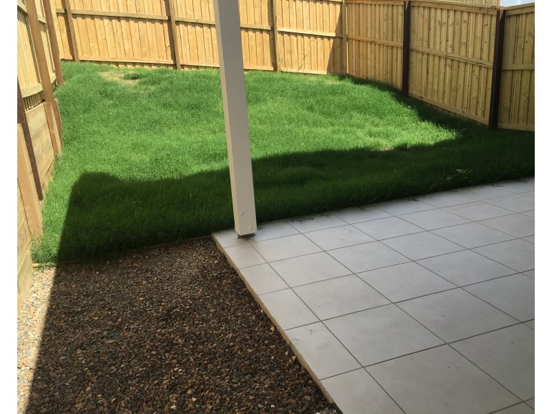 2/36 Oxenham Circuit, Augustine Heights QLD 4300