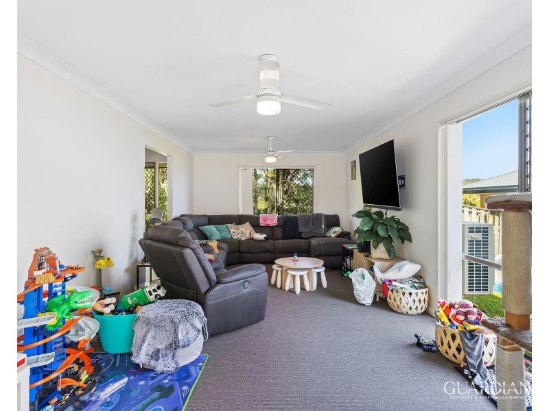 30 Wellers Street, Pacific Pines QLD 4211