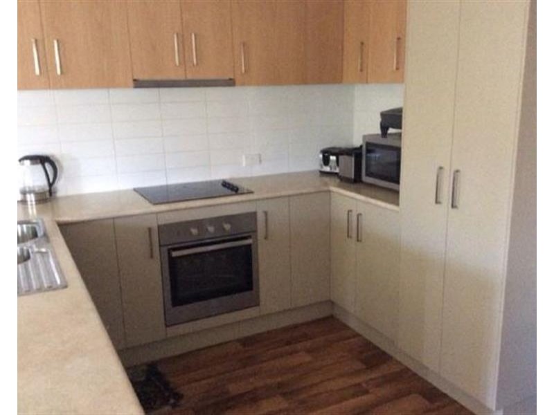 12 Salomon Court, Goodna QLD 4300