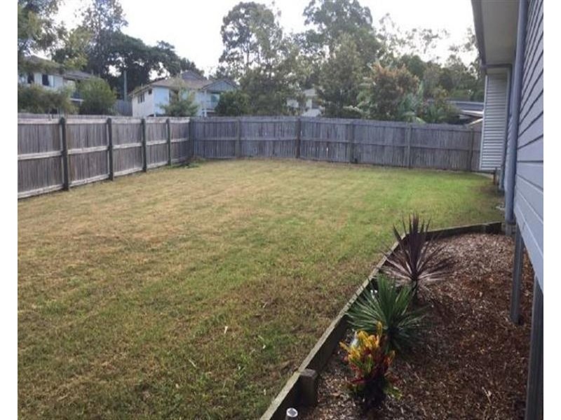 12 Salomon Court, Goodna QLD 4300