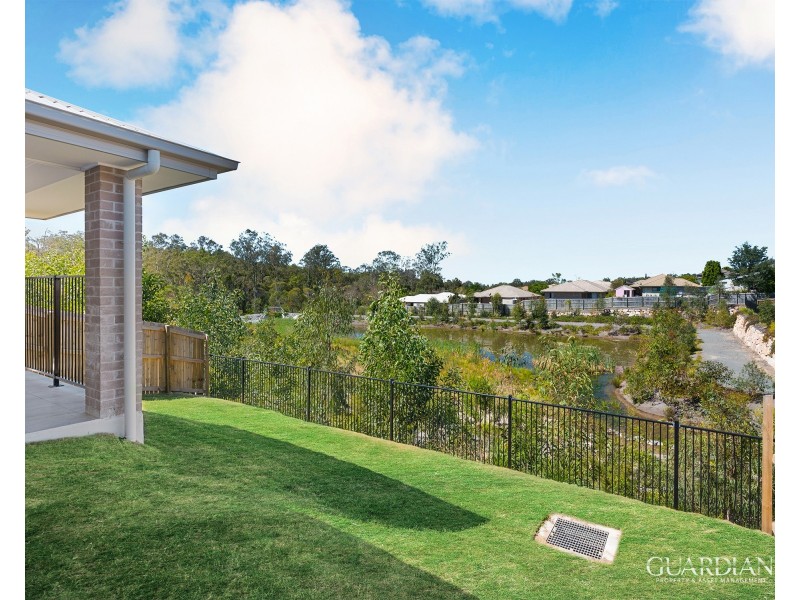 55 Pepper Tree Drive, Holmview QLD 4207