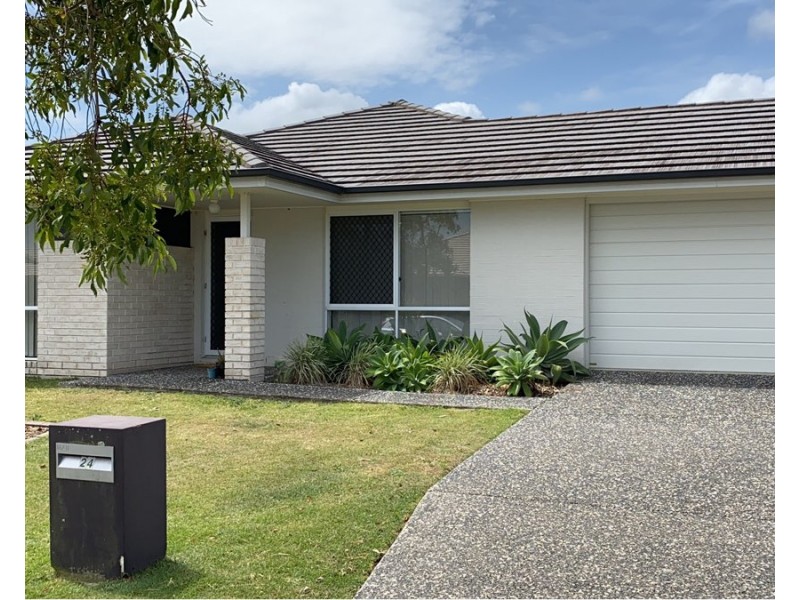 24 Adam Street, Beachmere QLD 4510