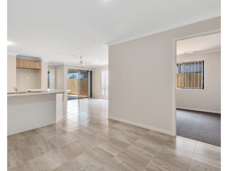 U1/45C Pinelands Street, Loganlea QLD 4131