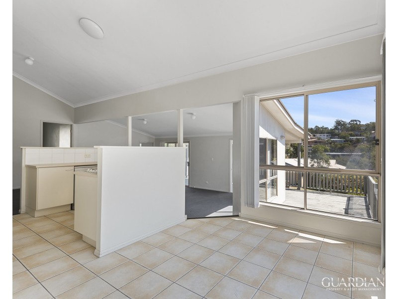 19 Madison Place, Carina QLD 4152
