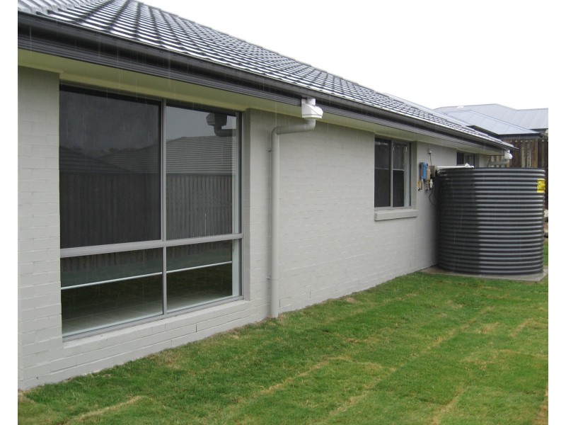 14 Roach Crescent, Redbank Plains QLD 4301