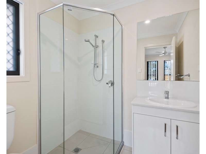 2 Karmadee Place, Bracken Ridge QLD 4017