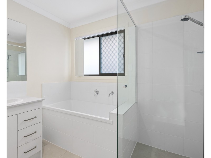 2 Karmadee Place, Bracken Ridge QLD 4017