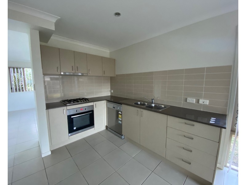 1/14 Montree Circuit, Kallangur QLD 4503