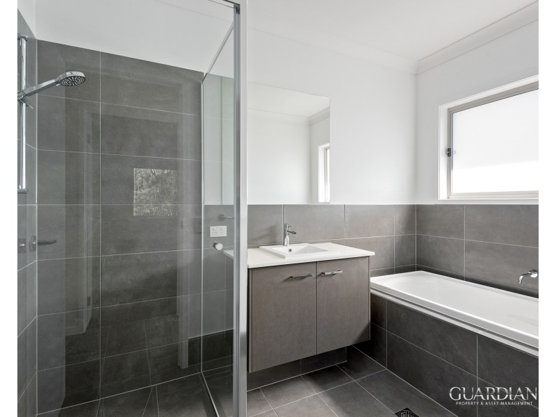 46 Bloomfield Avenue, Park Ridge QLD 4125