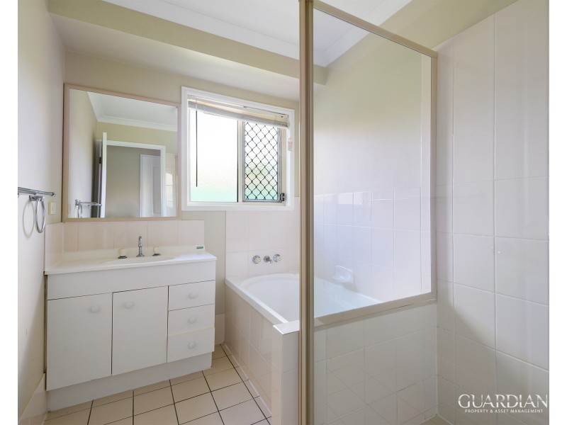 3 Jobson Place, Crestmead QLD 4132