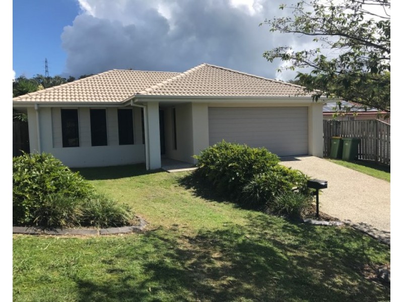 3 Barradeen Circuit, Pacific Pines QLD 4211