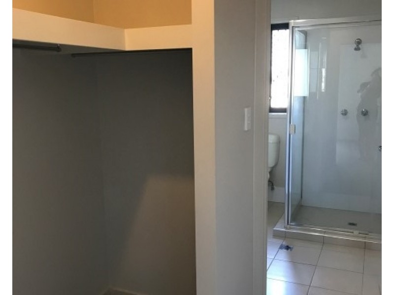 3 Barradeen Circuit, Pacific Pines QLD 4211