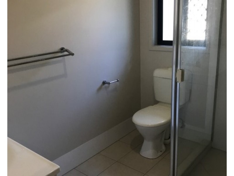3 Barradeen Circuit, Pacific Pines QLD 4211