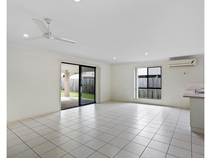 10 Mavis Court, Rothwell QLD 4022